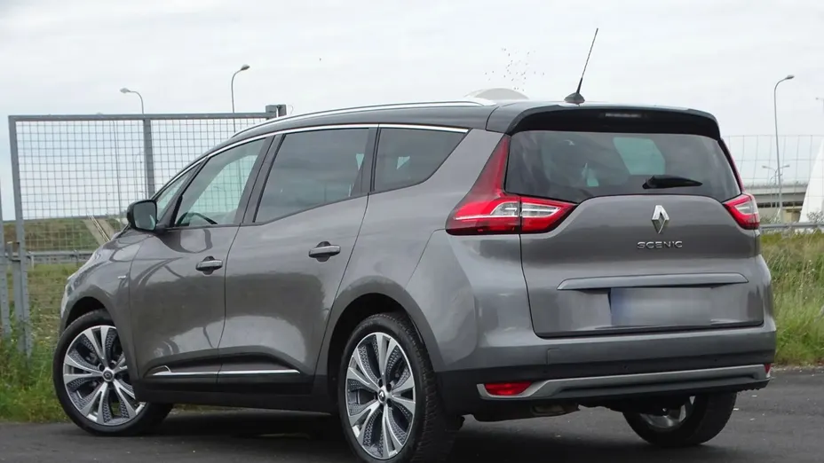 RENAULT Grand Scenic -