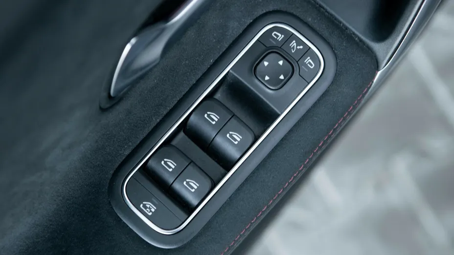 MERCEDES-BENZ A Klasa A 35 AMG 4-Matic 8G-DCT