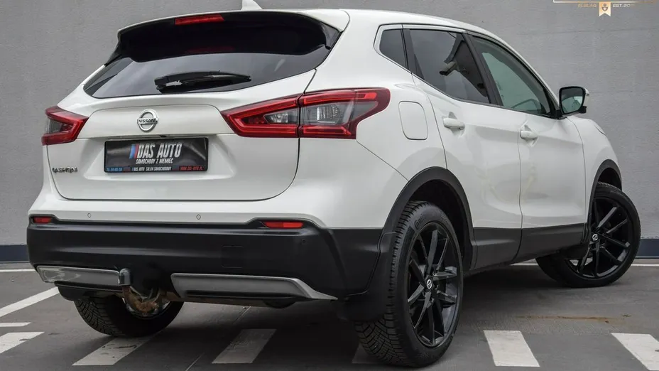 NISSAN Qashqai -