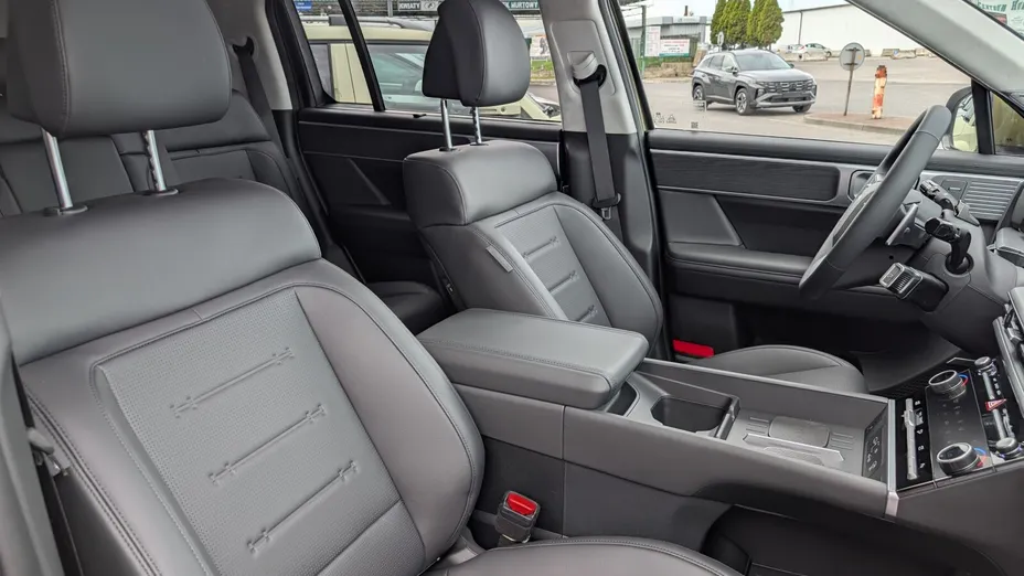 HYUNDAI Santa Fe Santa Fe 1.6 T-GDI HEV Platinum 4WD aut 7os. Nowy