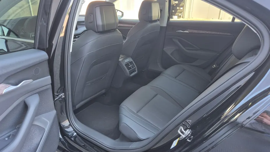 SKODA Superb Superb 2.0 TDI SCR 4x4 L&K DSG Nowy