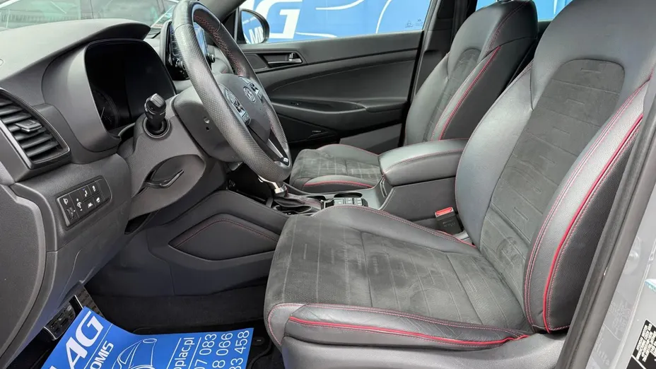 HYUNDAI Tucson -