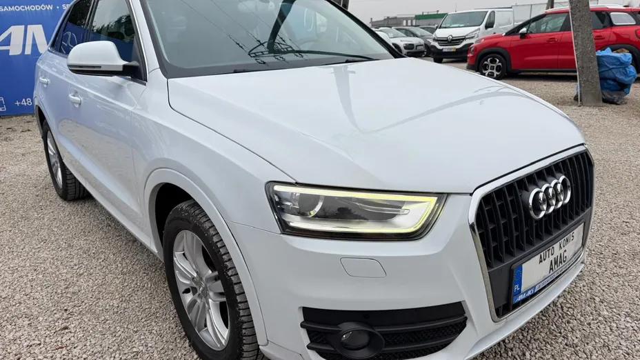 AUDI Q3 -