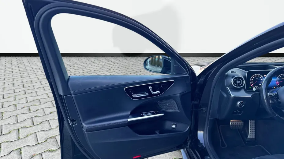 MERCEDES-BENZ C Klasa C 200 mHEV AMG