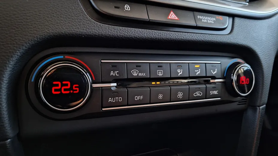 KIA Cee'd Ceed 1.5 T-GDI M