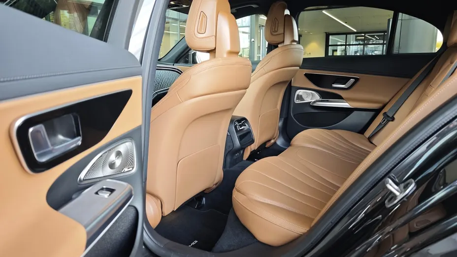 MERCEDES-BENZ E Klasa E 220 d mHEV 4-Matic AMG 9G-Tronic