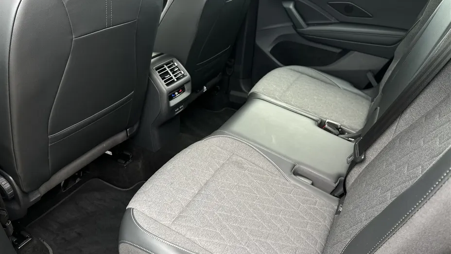 VOLKSWAGEN Tayron Tayron 1.5 eTSI mHEV Life DSG