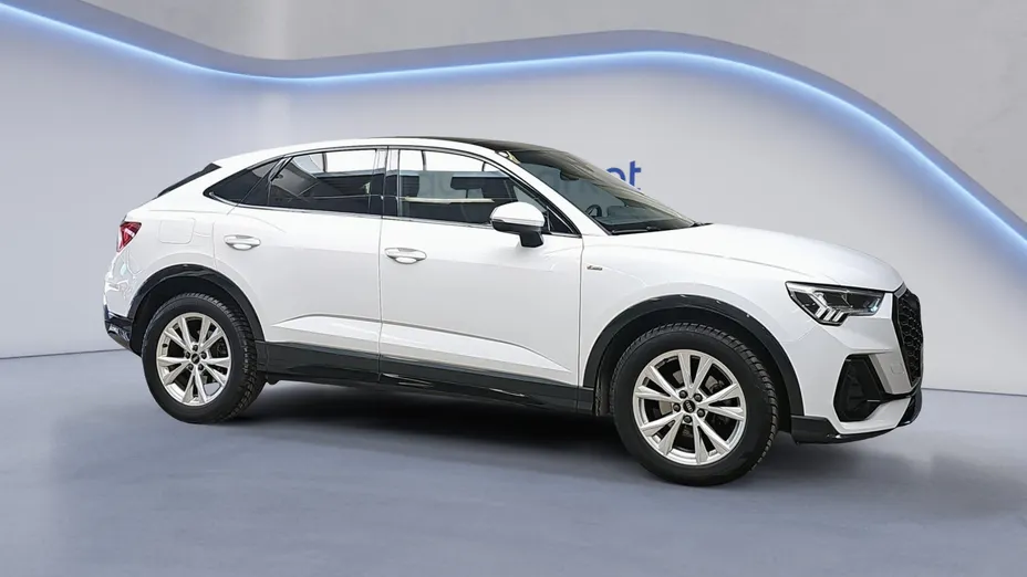 AUDI Q3 Q3 35 TFSI mHEV S-Line S tronic