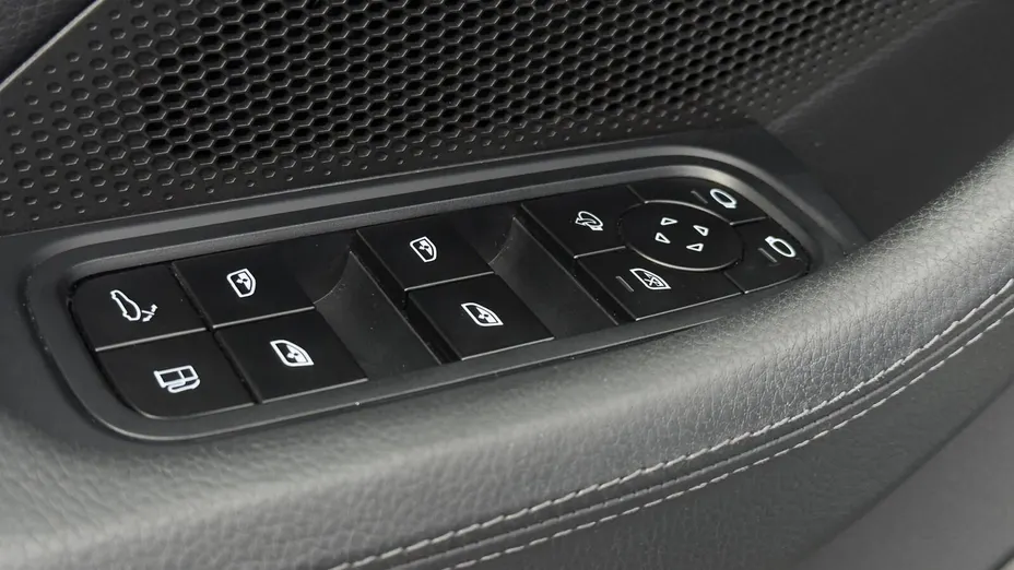 PORSCHE Panamera Panamera 4 E-Hybrid PHEV