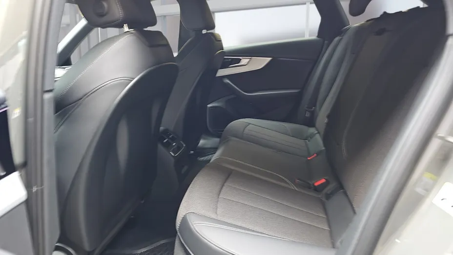 AUDI A4 A4 40 TFSI mHEV Quattro S Line S tronic