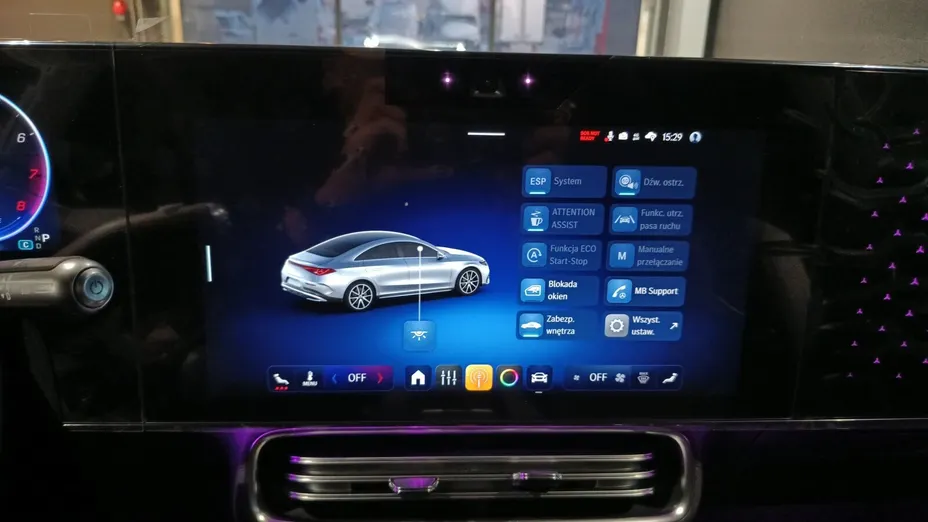 MERCEDES-BENZ CLA -