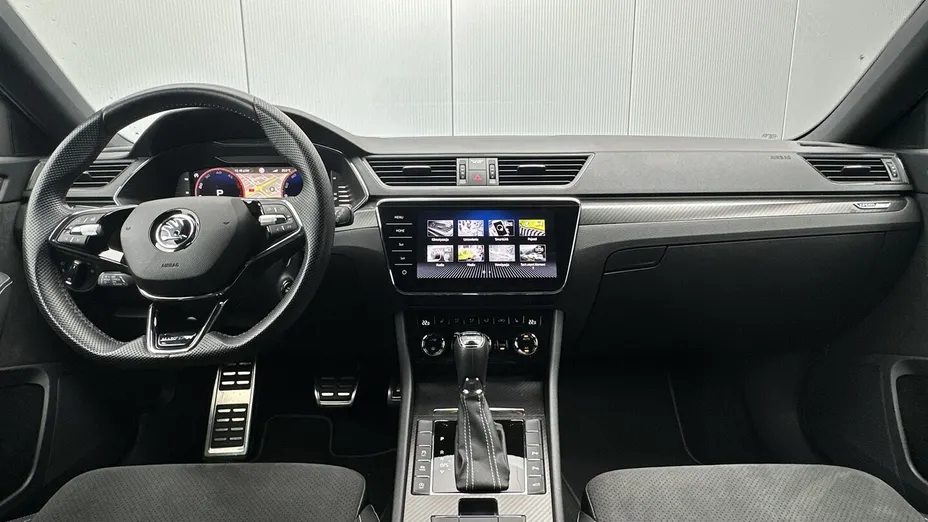 SKODA Superb Superb 2.0 TDI SCR 4x4 Sportline DSG