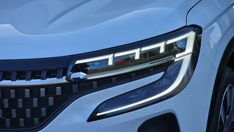 RENAULT Austral Austral 1.3 TCe mHEV Techno aut