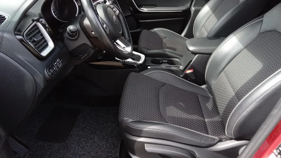 KIA Cee'd Ceed 1.5 T-GDI mHEV L