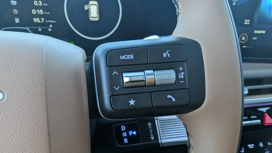 HYUNDAI Santa Fe Santa Fe 1.6 T-GDI PHEV Caligraphy 4WD aut 6os. Nowy