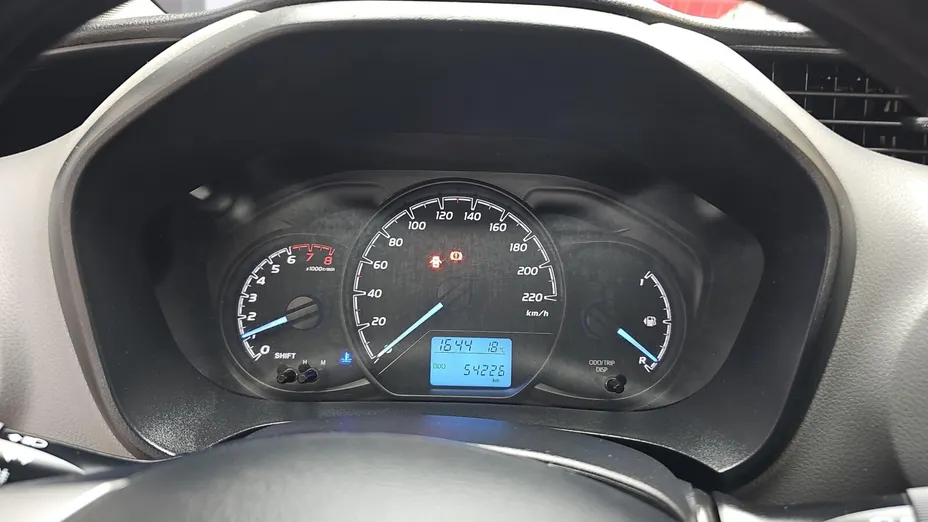 TOYOTA Yaris Yaris 1.5 Active