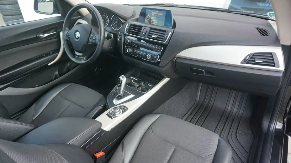 BMW Seria 2 216i GPF Sport Line