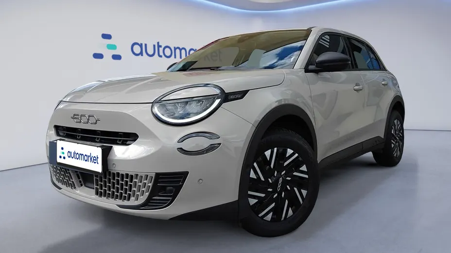 FIAT 600 600 1.2 Turbo Hybrid eDCT