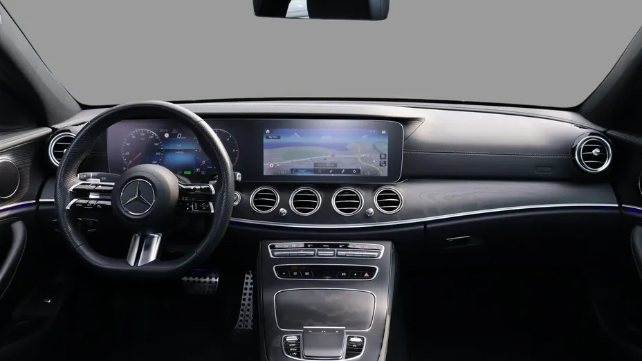 MERCEDES-BENZ E Klasa E 220 d 4-Matic AMG