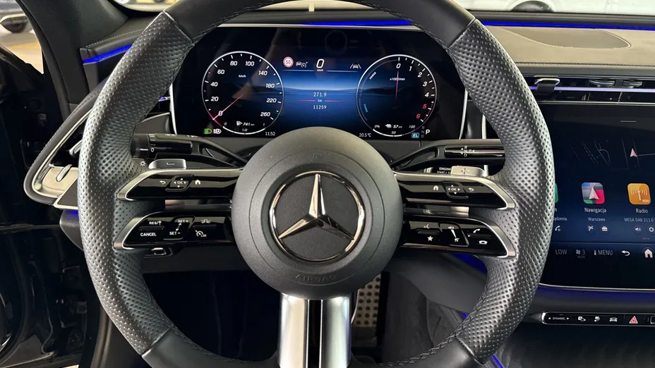 MERCEDES-BENZ E Klasa E 300 de PHEV 4-Matic AMG 9G-Tronic