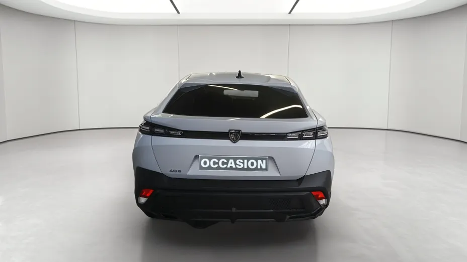 PEUGEOT 408 -