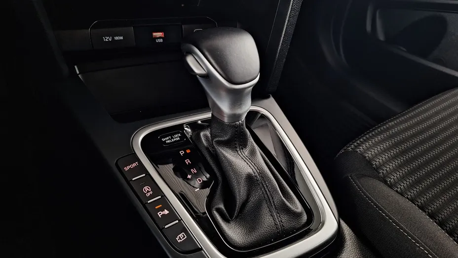 KIA Cee'd Ceed 1.5 T-GDI M DCT