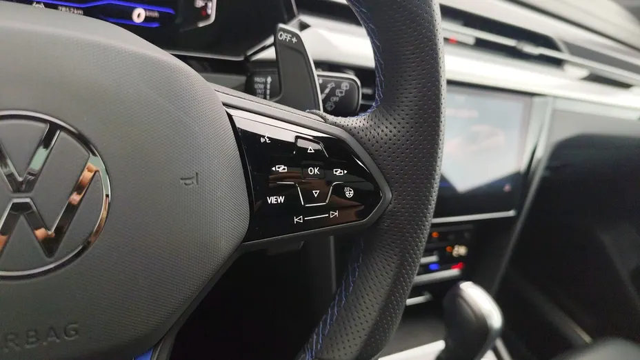 VOLKSWAGEN Arteon Arteon 2.0 TSI 4Motion R DSG