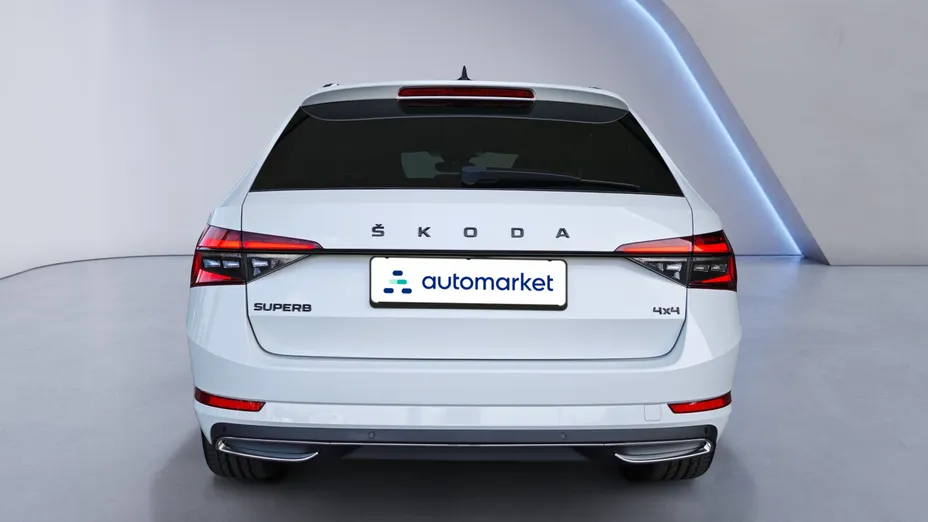 SKODA Superb Superb 2.0 TDI SCR 4x4 Sportline DSG