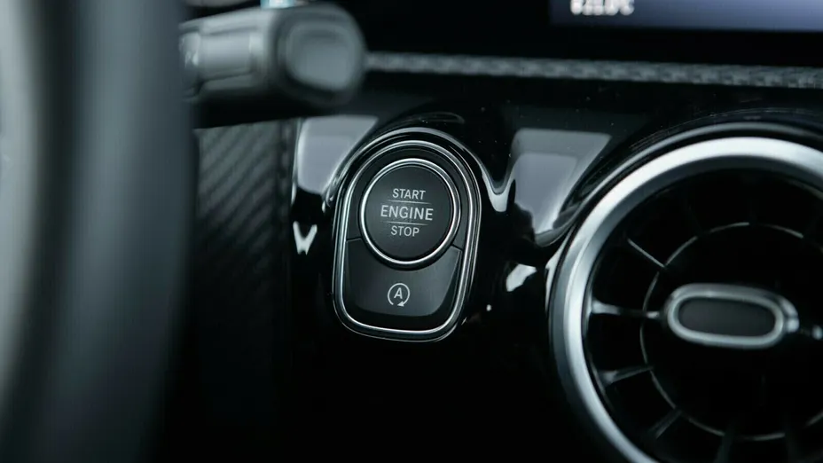 MERCEDES-BENZ CLA CLA 200 mHEV 7G-DCT