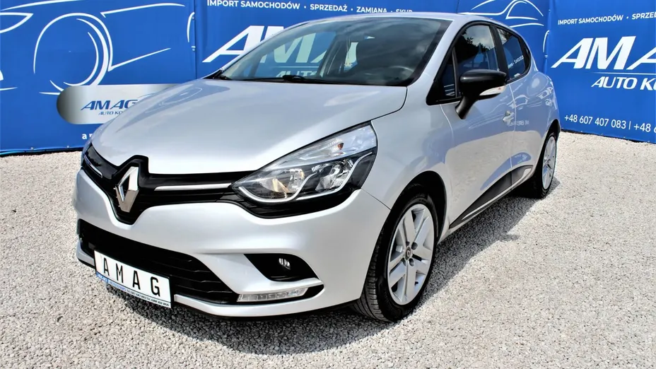RENAULT Clio -