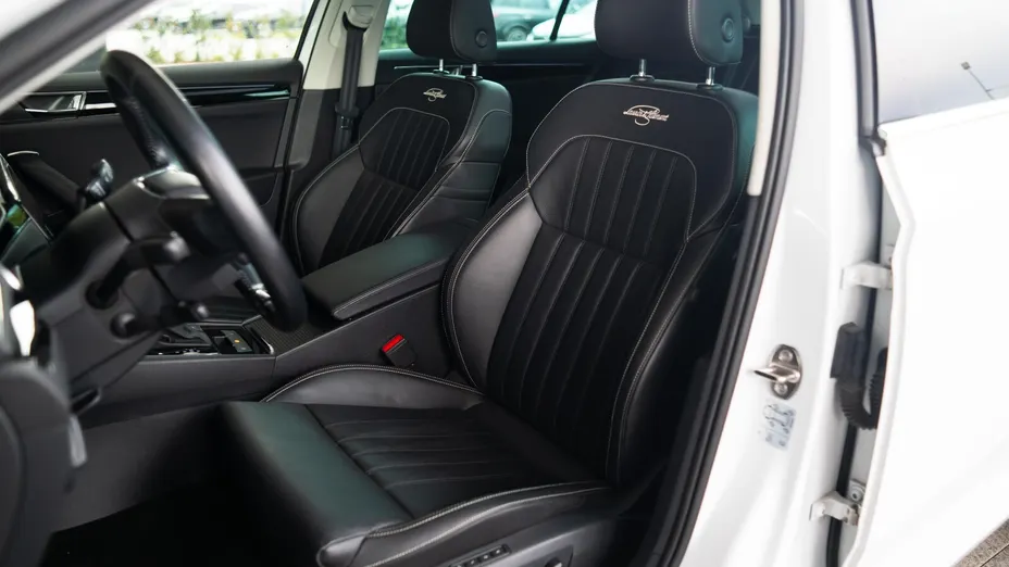 SKODA Superb Superb 2.0 TDI SCR L&K DSG