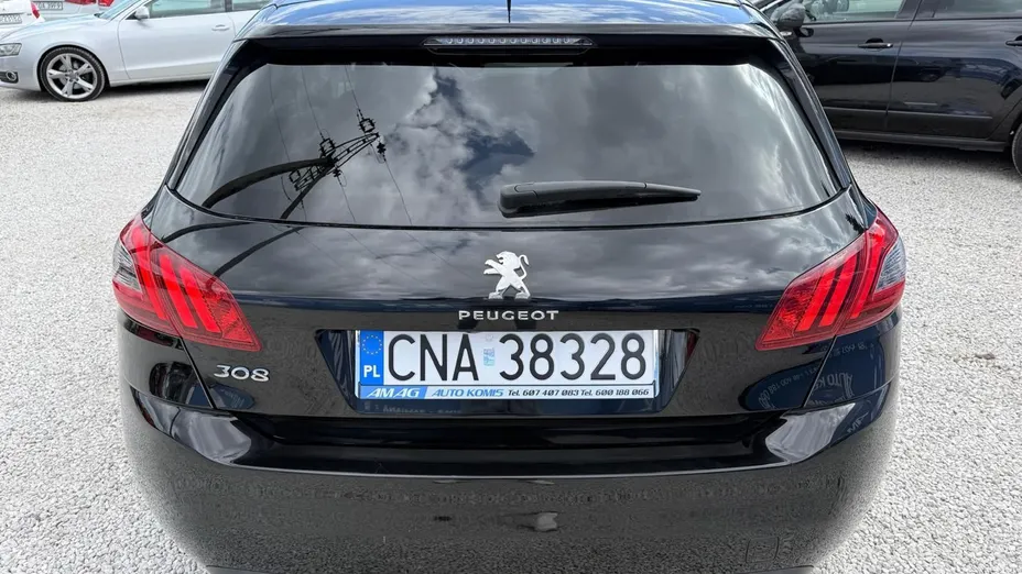 PEUGEOT 308 -