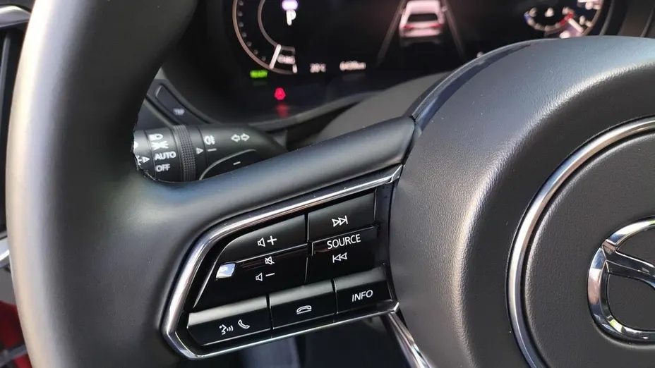 MAZDA CX-60 -