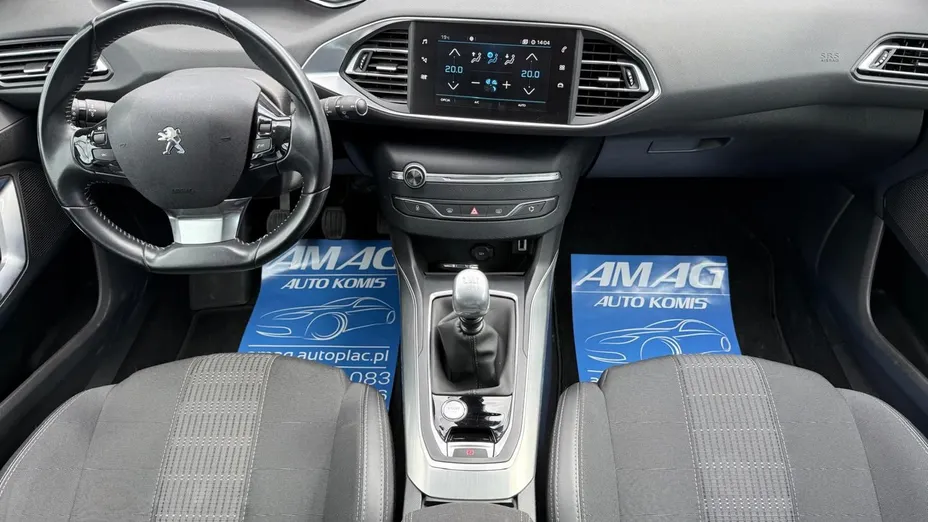 PEUGEOT 308 -