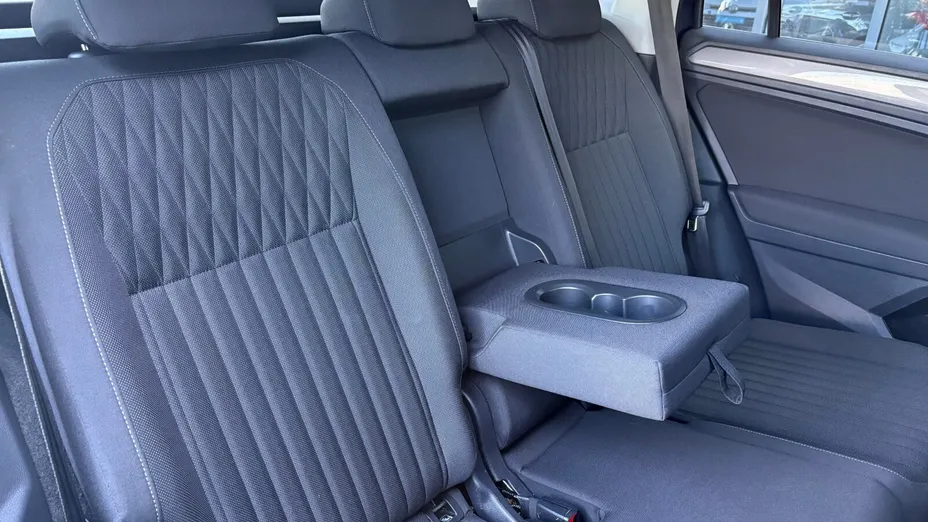 VOLKSWAGEN Tiguan Allspace -