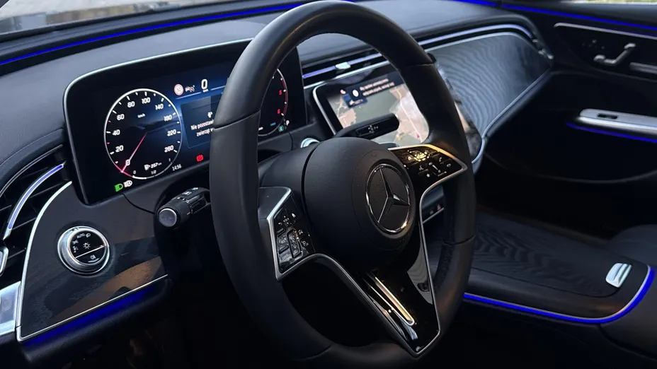 MERCEDES-BENZ E Klasa E 200 d mHEV Avantgarde 9G-Tronic