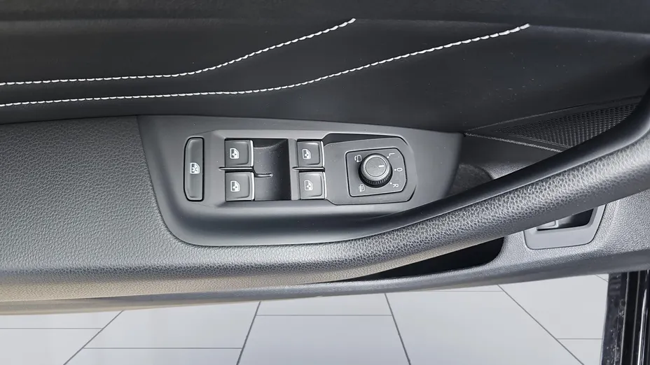 VOLKSWAGEN Arteon Arteon 2.0 TSI Elegance DSG