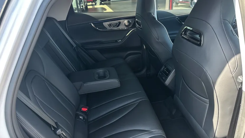 OMODA Omoda 5 Omoda E5 63.2kWh Premium Nowy