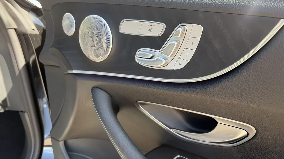 MERCEDES-BENZ E Klasa E 450 Coupe 4-Matic AMG