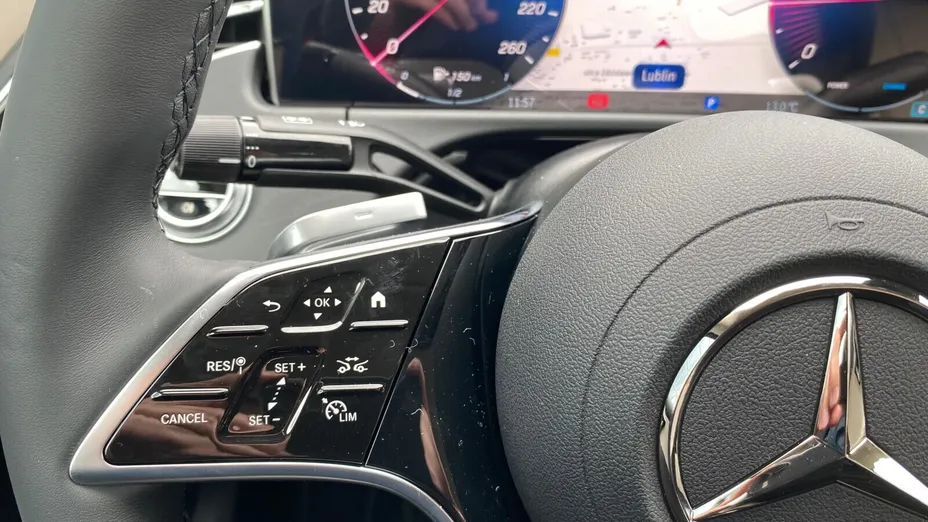 MERCEDES-BENZ E Klasa E 220 d mHEV Avantgarde 9G-Tronic