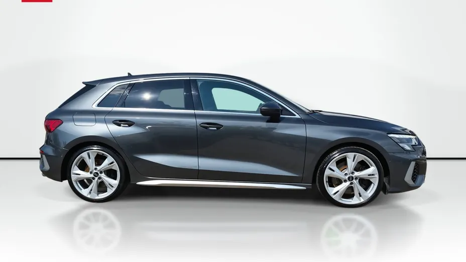AUDI S3 -
