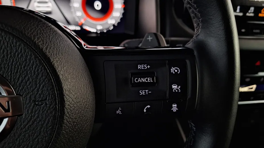 NISSAN Qashqai Qashqai 1.3 DIG-T mHEV N-Connecta Xtronic