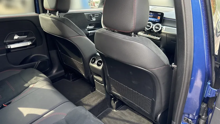 MERCEDES-BENZ GLB GLB 200 mHEV AMG Line 7G-DCT