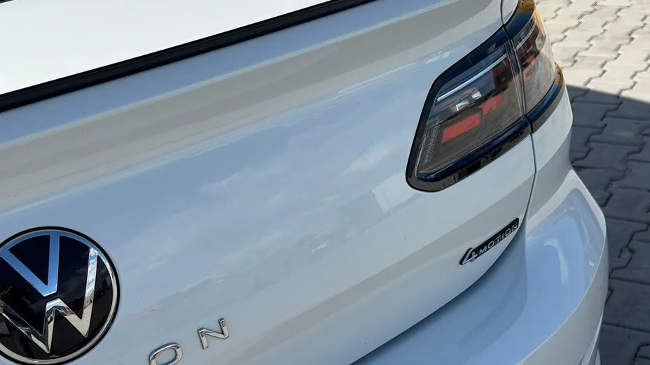 VOLKSWAGEN Arteon -