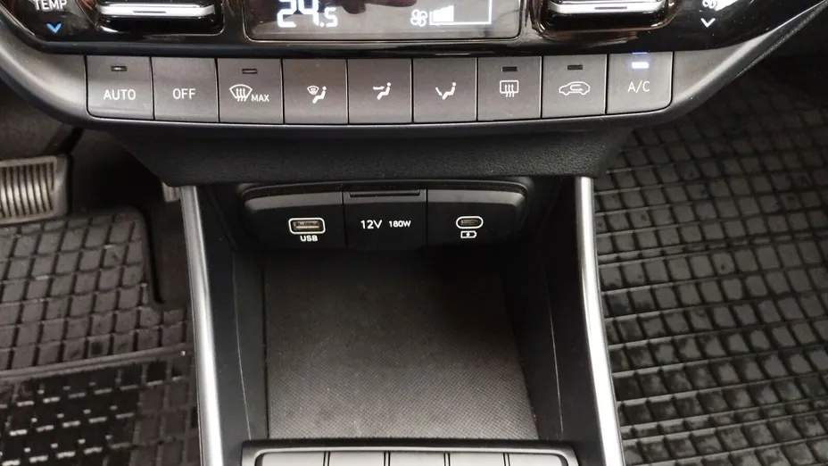 HYUNDAI i20 i20 1.0 T-GDi Modern DCT