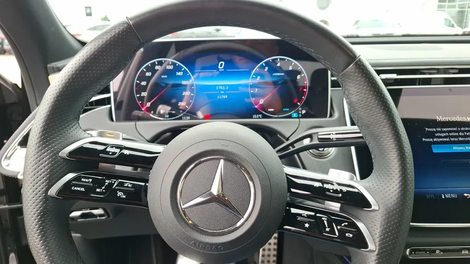 MERCEDES-BENZ E Klasa E 200 mHEV AMG 9G-Tronic