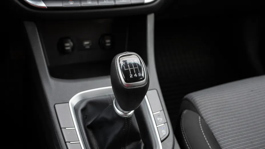 HYUNDAI i30 i30 1.4 Classic +