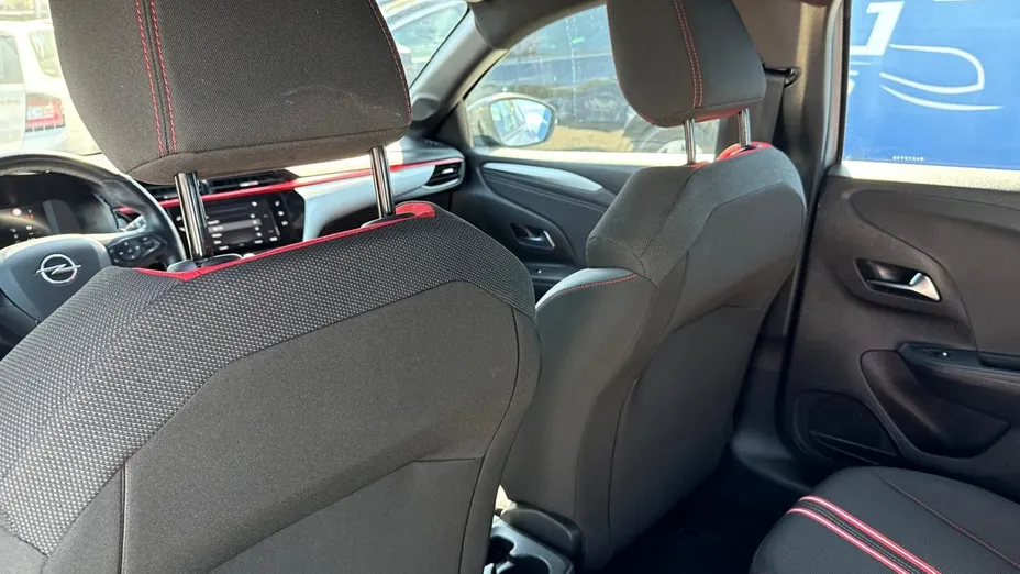 OPEL Corsa -