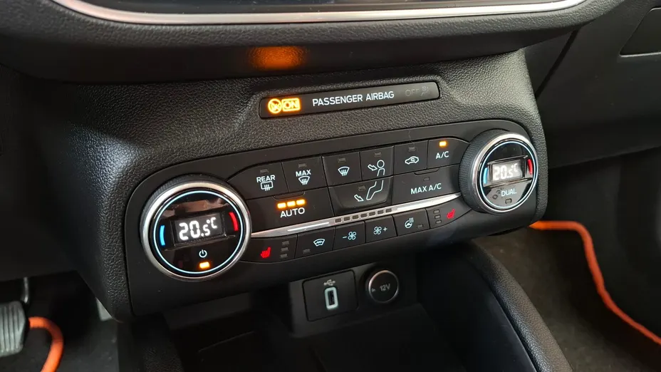 FORD Focus Focus 1.5 EcoBoost Titanium Business