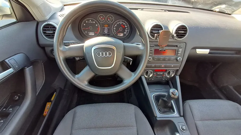 AUDI A3 Sportback -